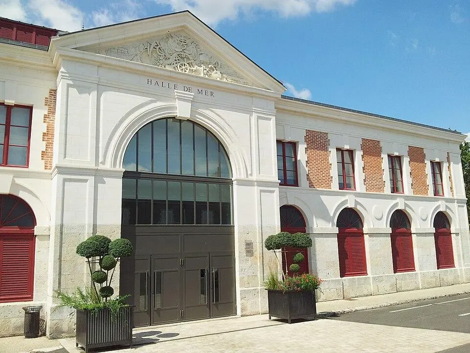 La Halle de Mer et sa façade